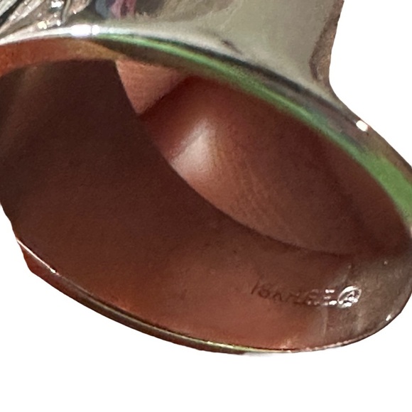 White Gold 18k HGE Signed A in Circle Silver & Large Sparkling CZ Stone Size 6.5 - Picture 9 of 11